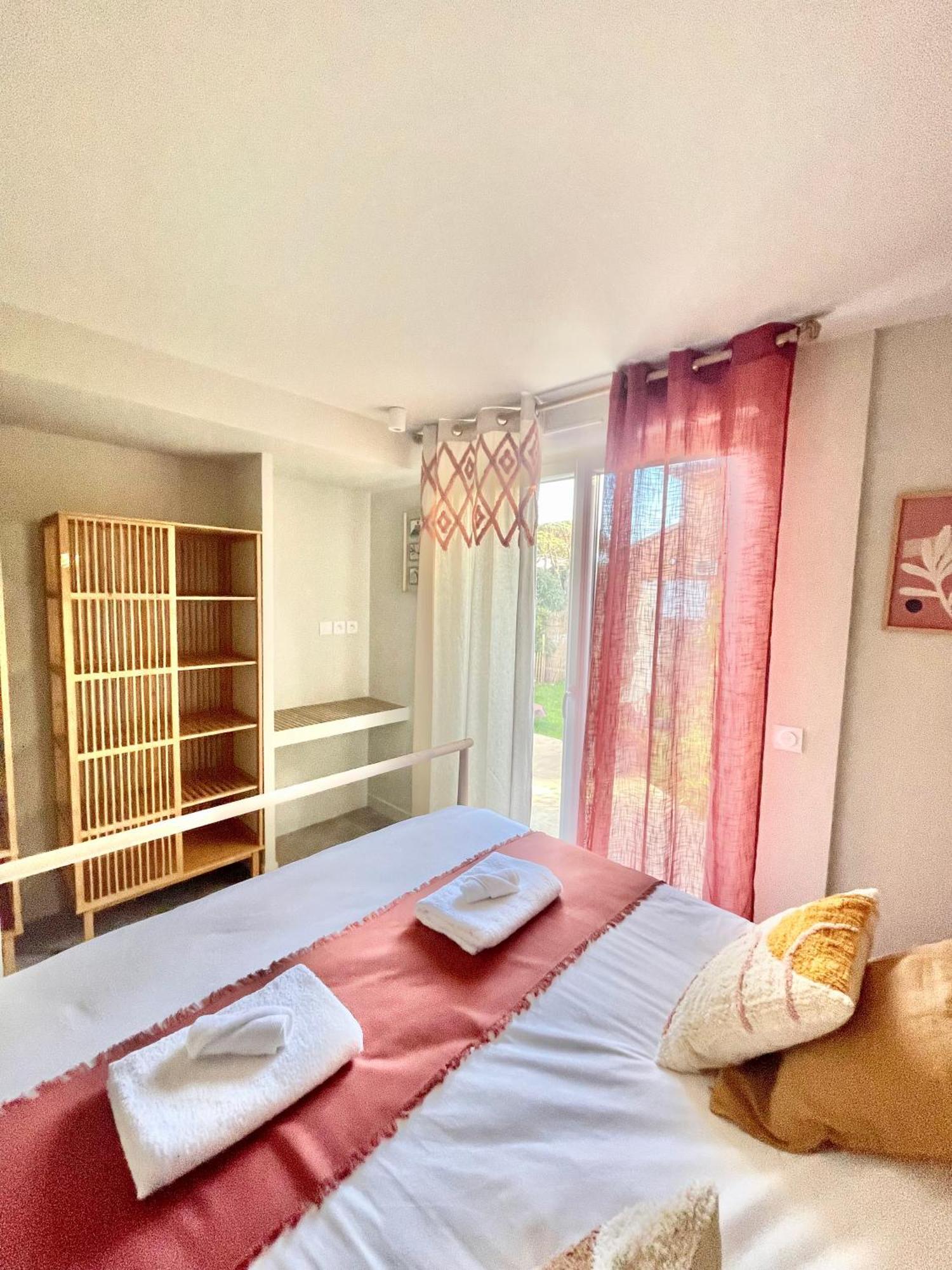 Bas De Villa - 300M Plage De La Capte - 2 Hebergements Disponibles Hyères Eksteriør billede